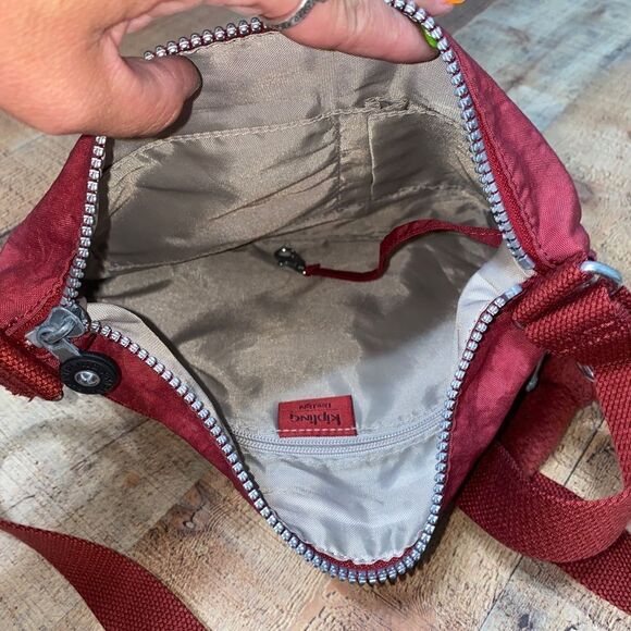 Kipling HB7432 Jaime Crossbody Shoulder Bag Purse Polyamide Wine - Picture 6 of 10